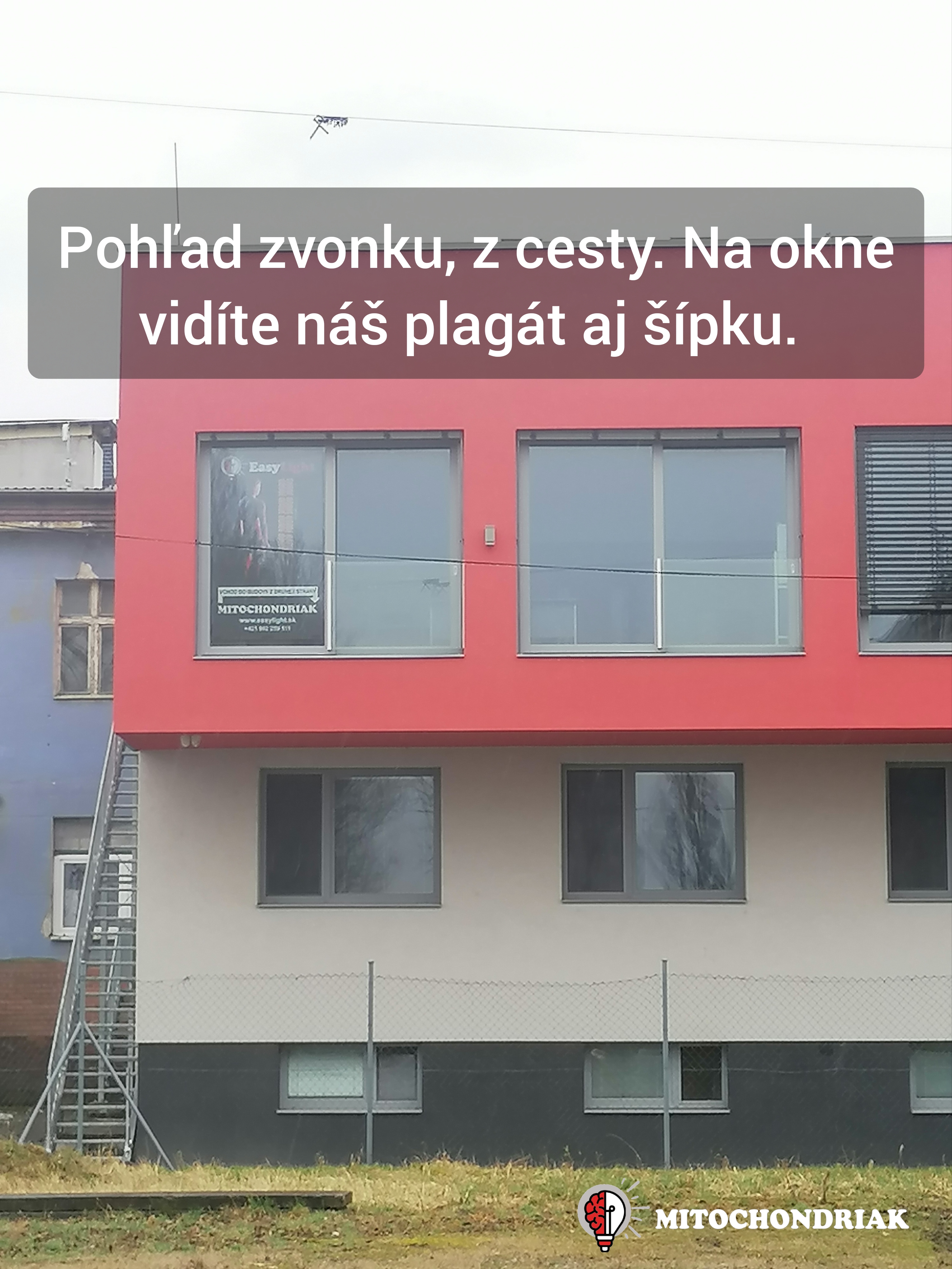Navigácia - budova a vstup (foto 1)